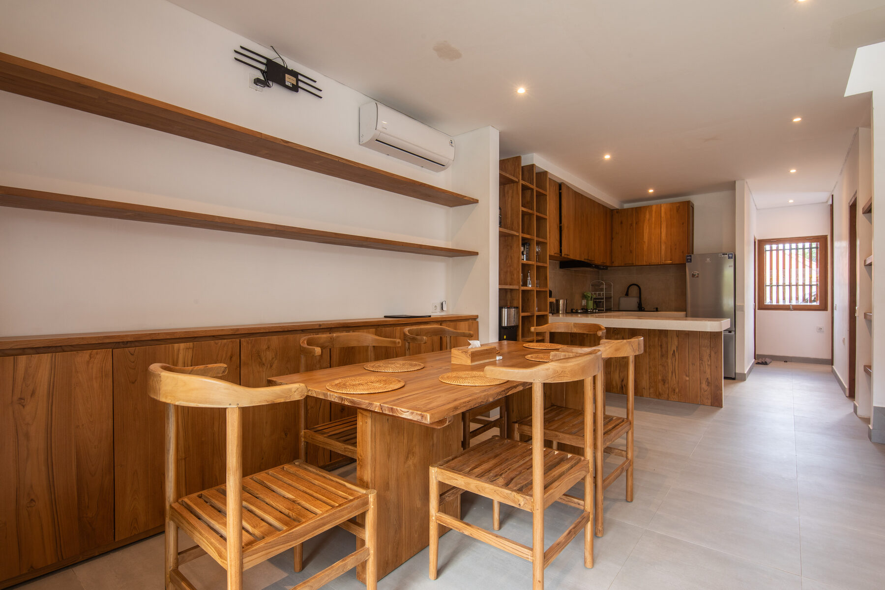 Villa 1 — comedor